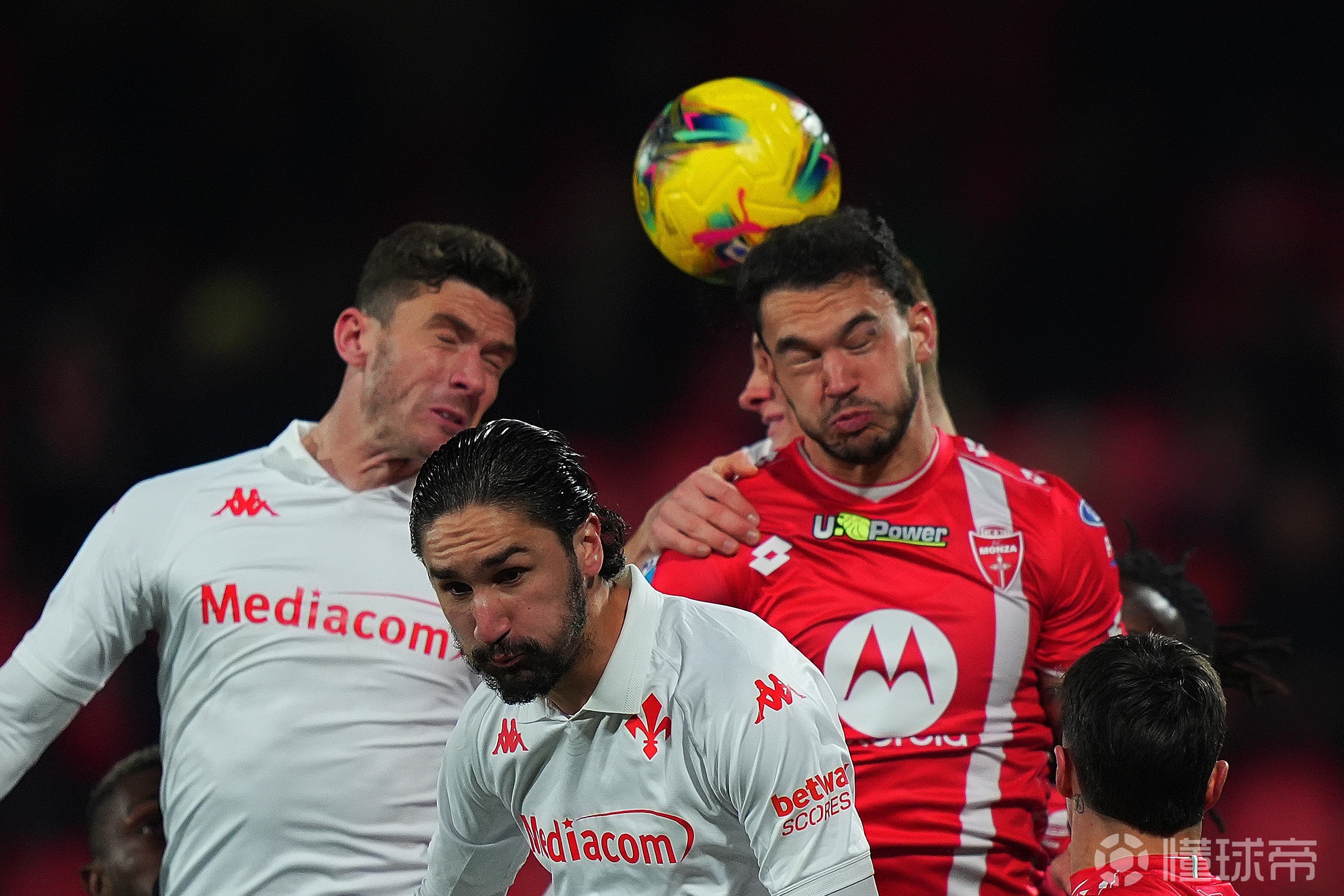 爱游戏官网网页版入口-关于佛罗伦萨连续失分，球员积极训练备战的信息