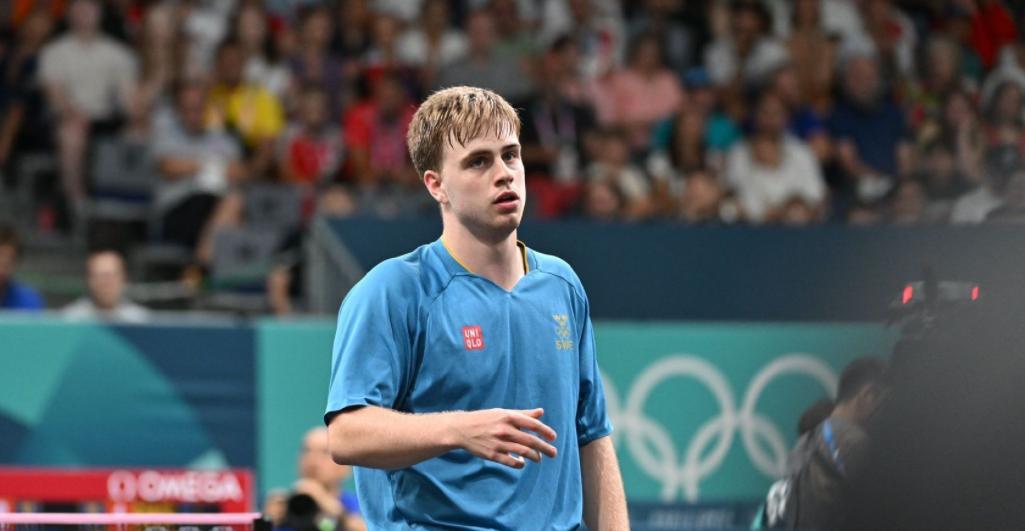 瑞典队在比赛中展现了强大的团结力 瑞典队在比赛中展现了强大的团结力