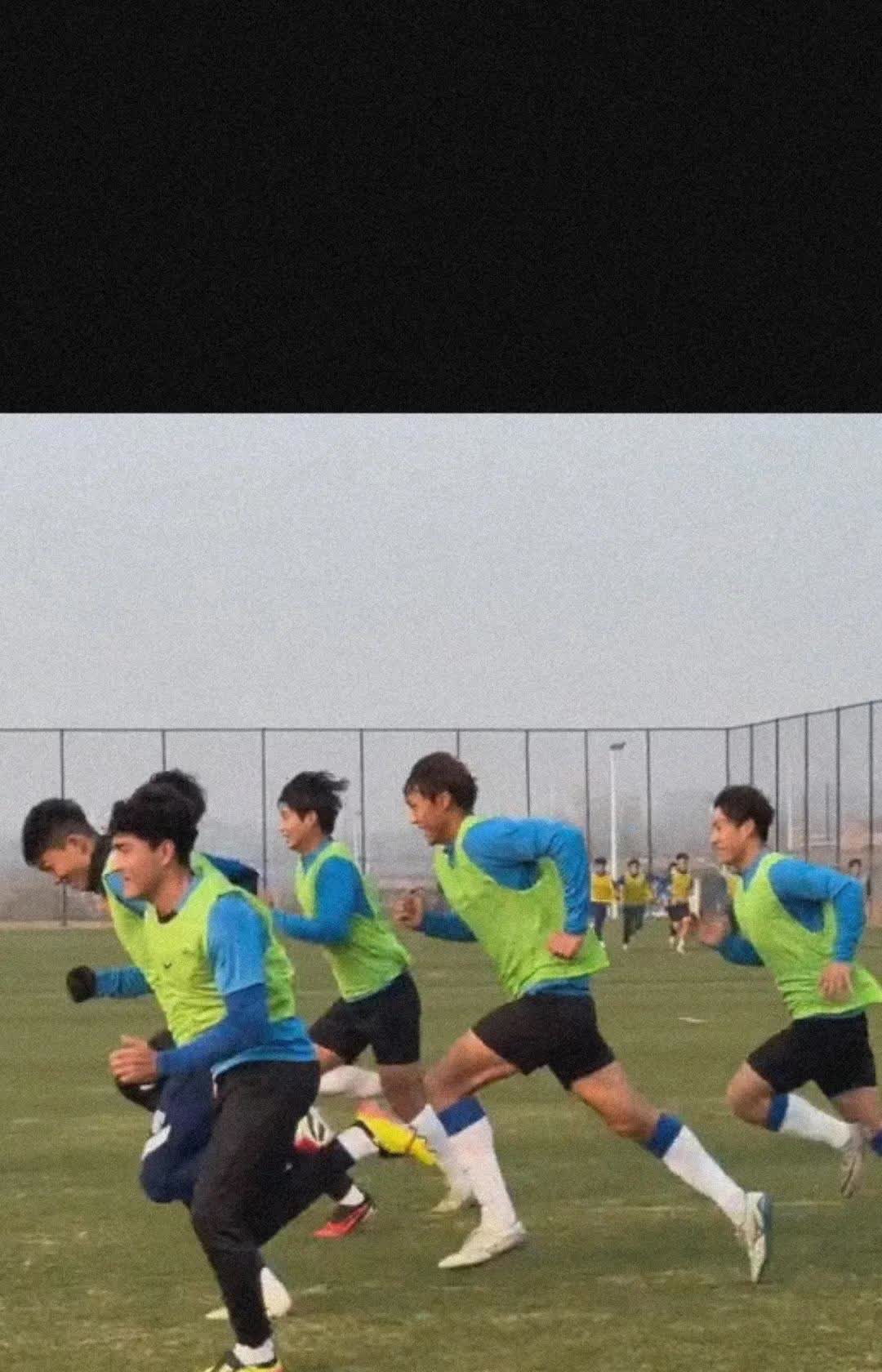 武汉队在比赛中突围,成功晋级八强的简单介绍 武汉队在比赛中突围,成功晋级八强的简单介绍