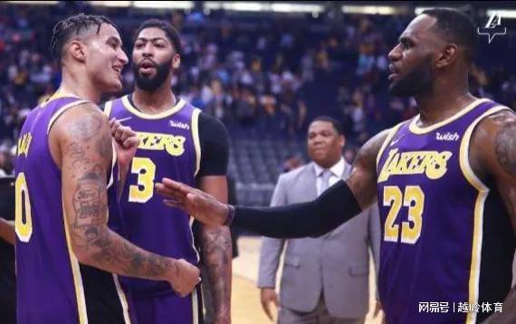 阿德托昆博将与詹姆斯对决?雄鹿或成东部掌门的简单介绍 阿德托昆博将与詹姆斯对决?雄鹿或成东部掌门的简单介绍