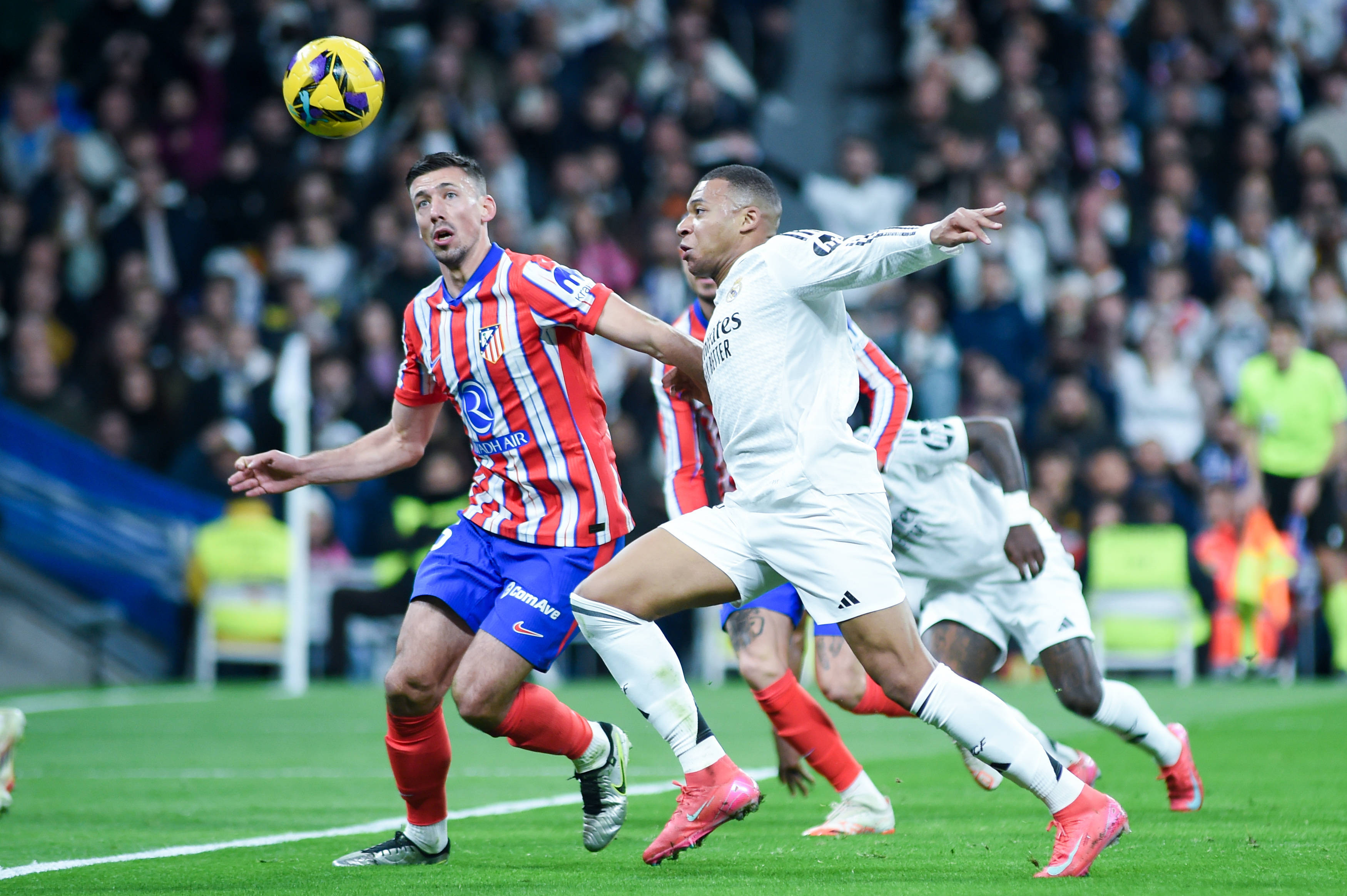 爱游戏登录-切尔西连续斩获胜利，追赶前头球队