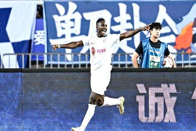 上海申花客场战胜天津泰达，重回胜利之路