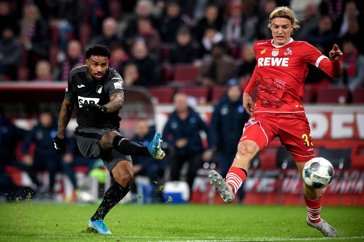 爱游戏亚洲官网-狼堡客场不敌霍芬海姆，遭遇失利