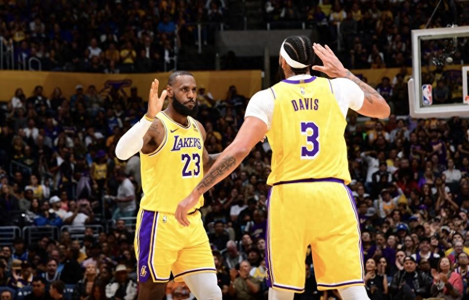 湖北队凭借出色发挥,战胜对手 湖北队凭借出色发挥,战胜对手