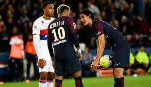 圣埃蒂安逆转胜波尔多，翻盘成功