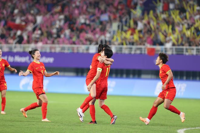 爱游戏-包含泰国女足联合泰国队开展青少年培训的词条