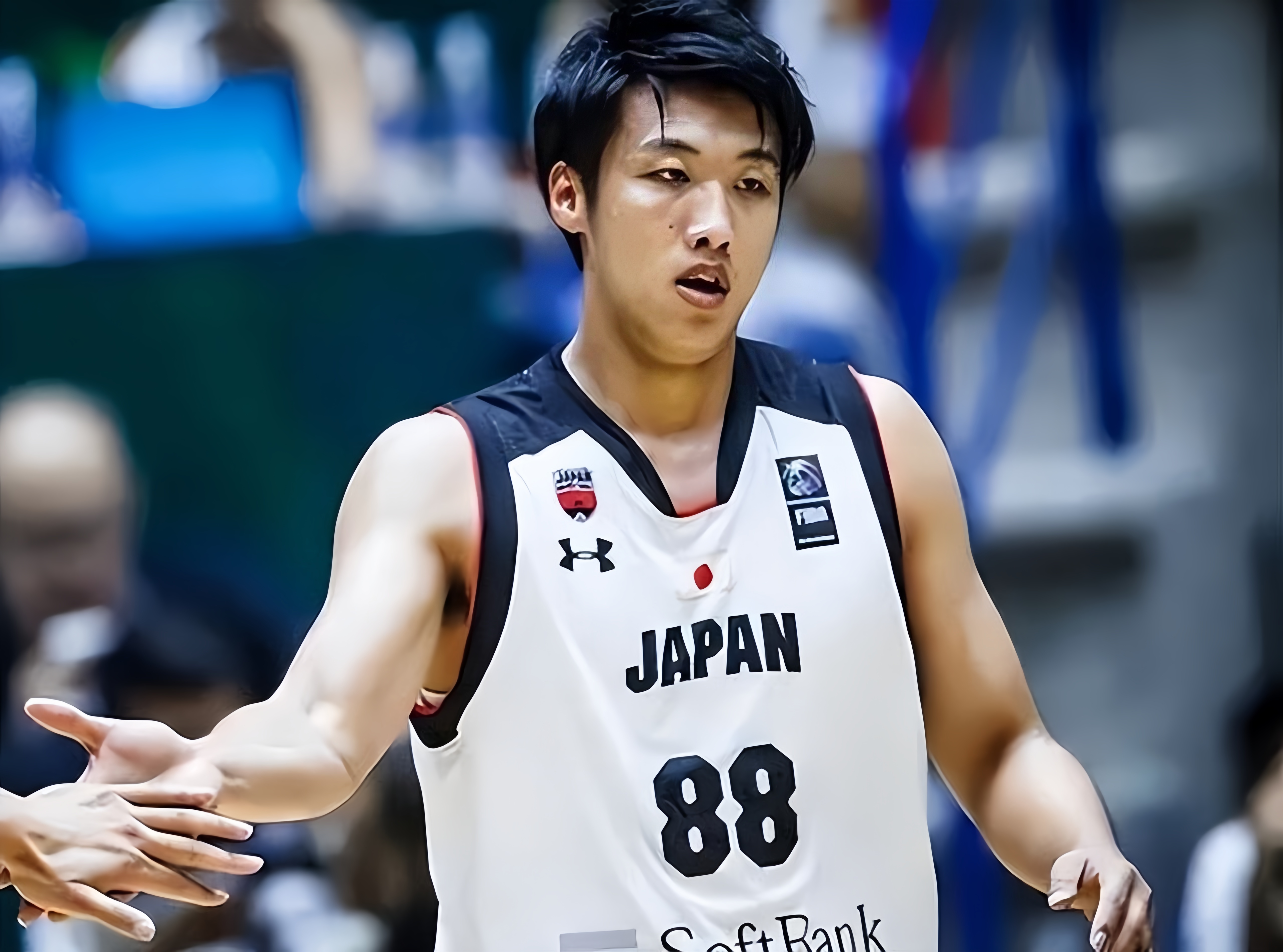 爱游戏体育官网-新晋体育明星在国际赛场大放异彩