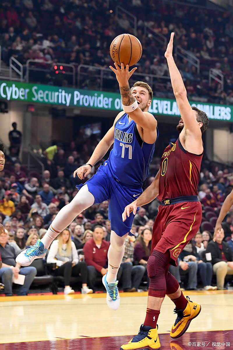 爱游戏在线-鹈鹕险胜独行侠，全队发挥出色的简单介绍