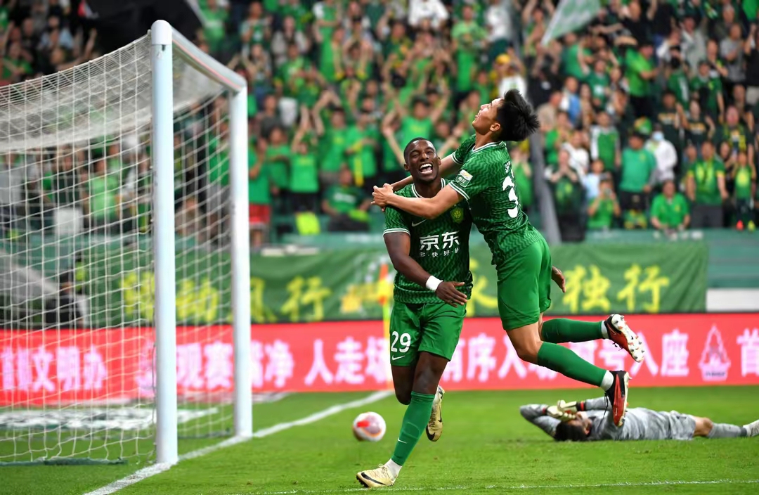 北京队球员出色表现，带领球队连胜多场比赛的简单介绍