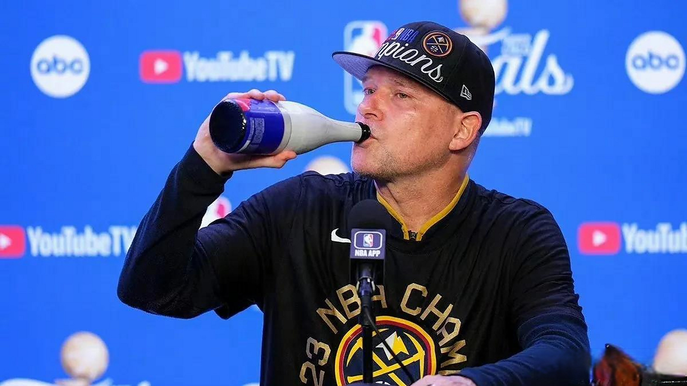 本赛季首次交手,球队备战对手巧妙战术 本赛季首次交手,球队备战对手巧妙战术