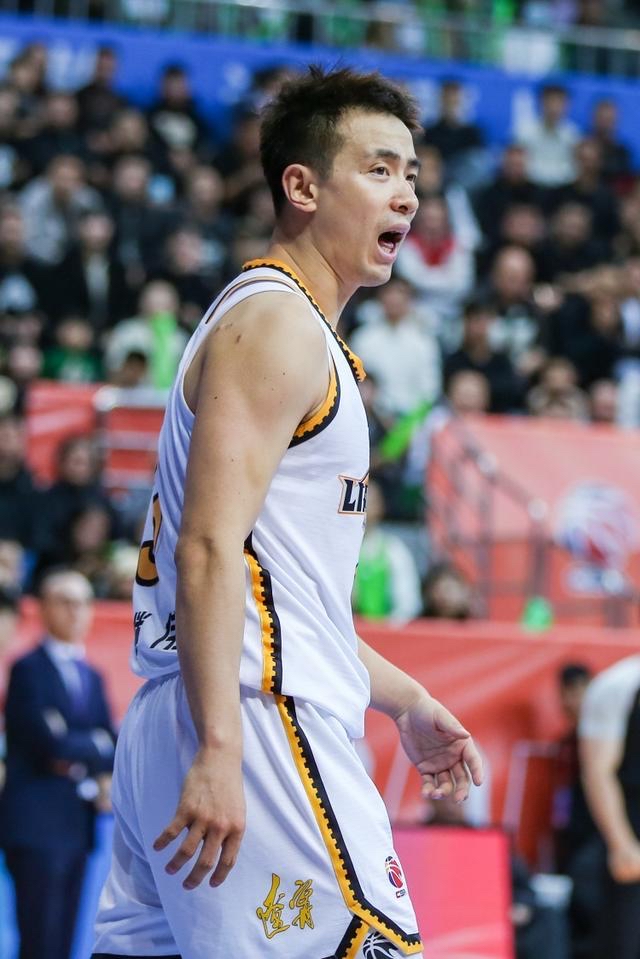 辽宁男篮队员获得创纪录胜利 辽宁男篮队员获得创纪录胜利