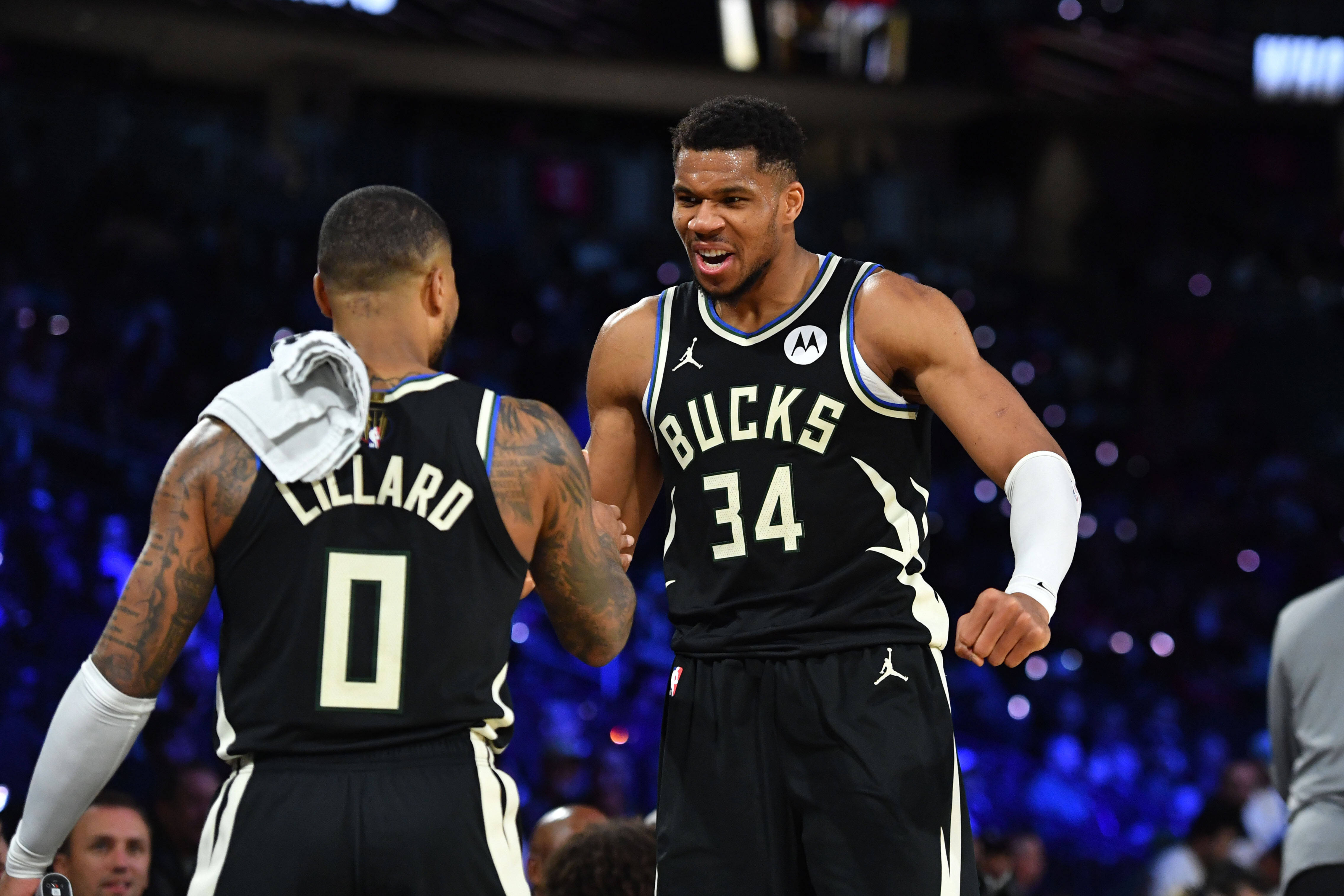 爱游戏app下载-雄鹿主场决胜，字母哥再次证明实力