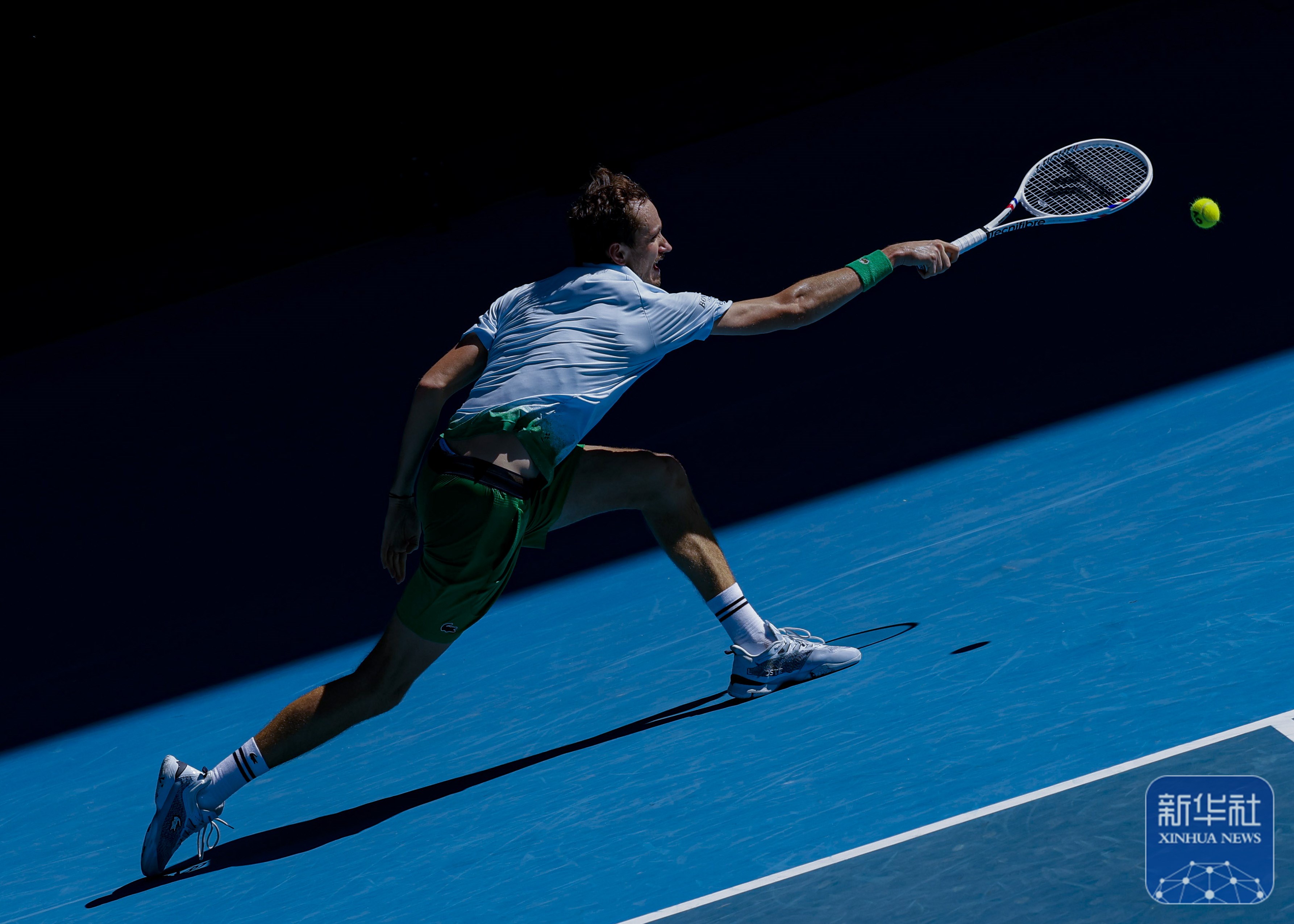 爱游戏官方入口-关于澳大利亚足球风云变幻，赛场上敢拼搏的信息