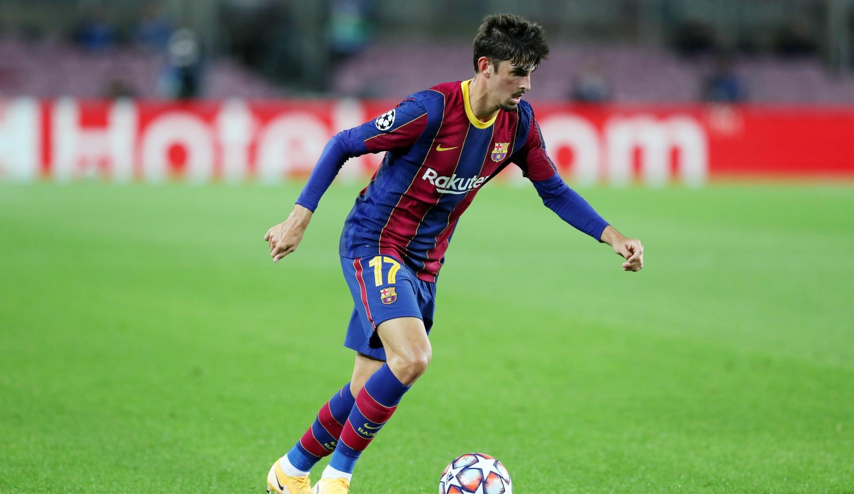 爱游戏-巴萨边锋因膝盖伤势手术，复出日期成谜的简单介绍